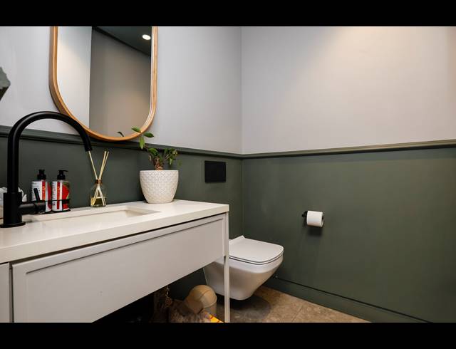 3 BEDROOM APARTMENT FOR SALE IN UMDLOTI BEACH